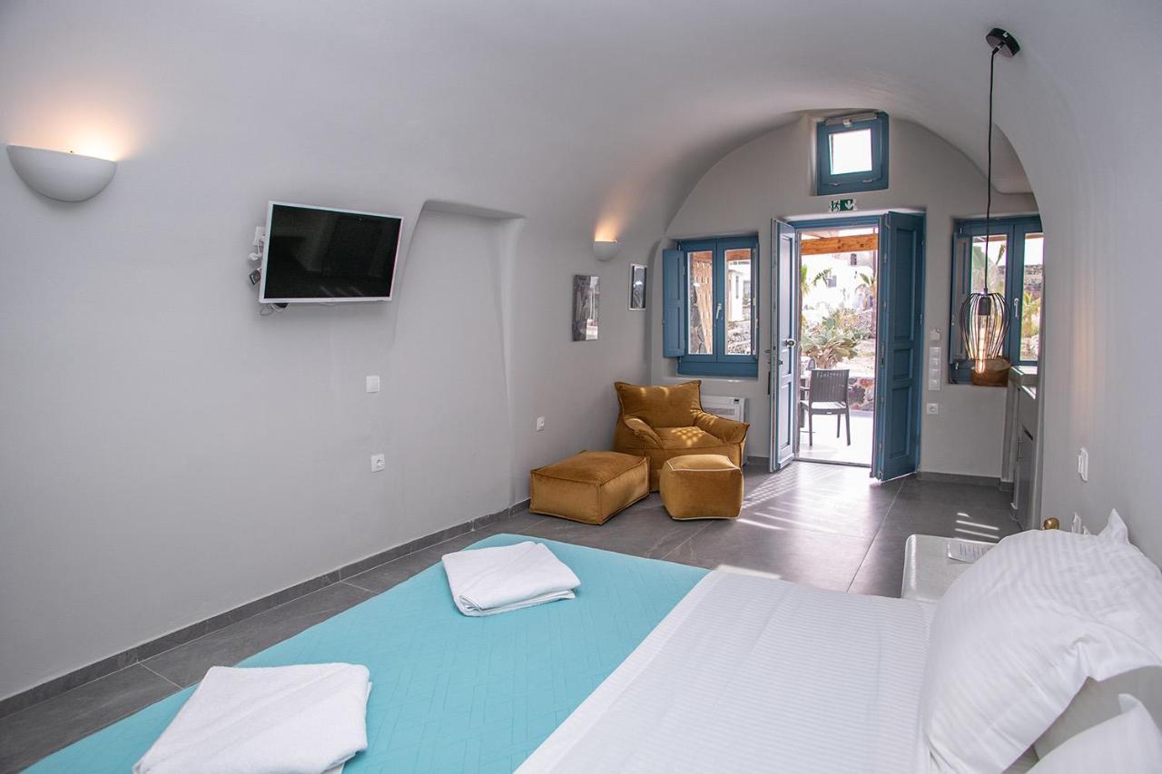 Arck Suites Foinikia  Exterior photo