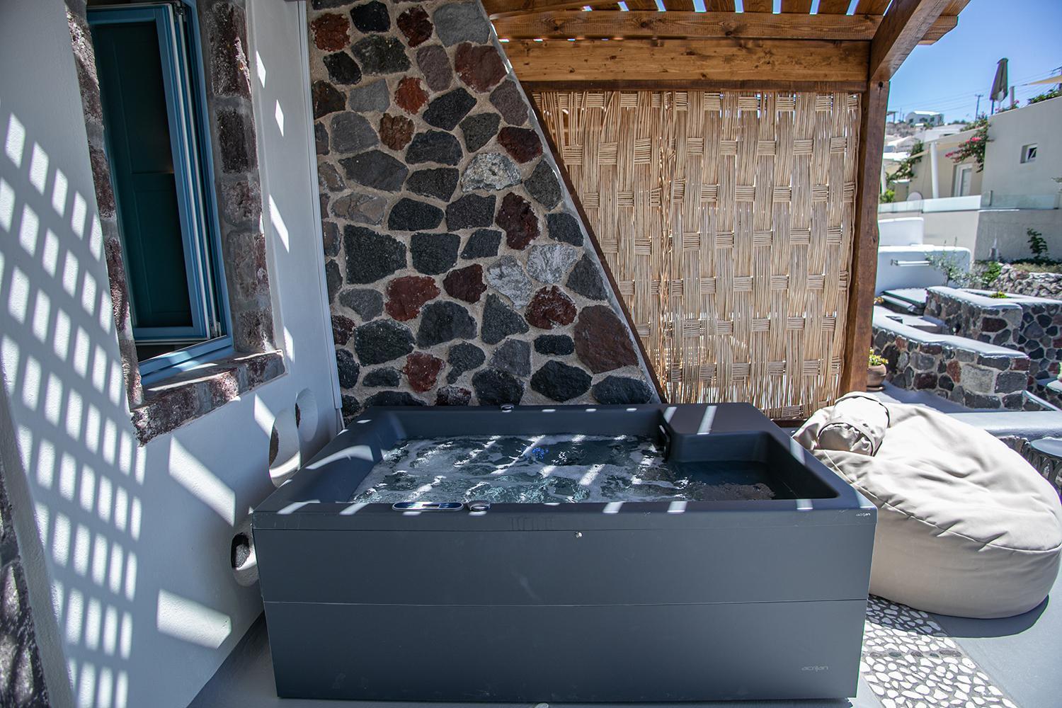 Arck Suites Foinikia  Exterior photo