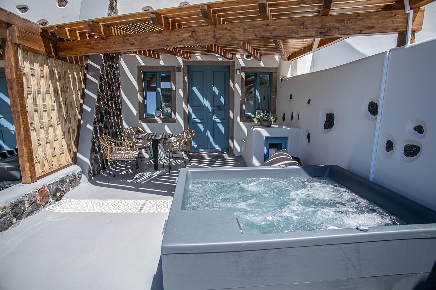 Arck Suites Foinikia  Exterior photo